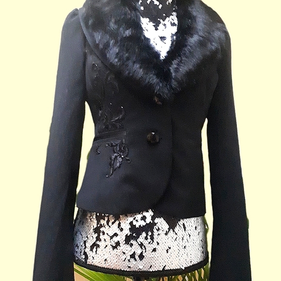 Jackets & Blazers - Vintage fur collar blazer jacket